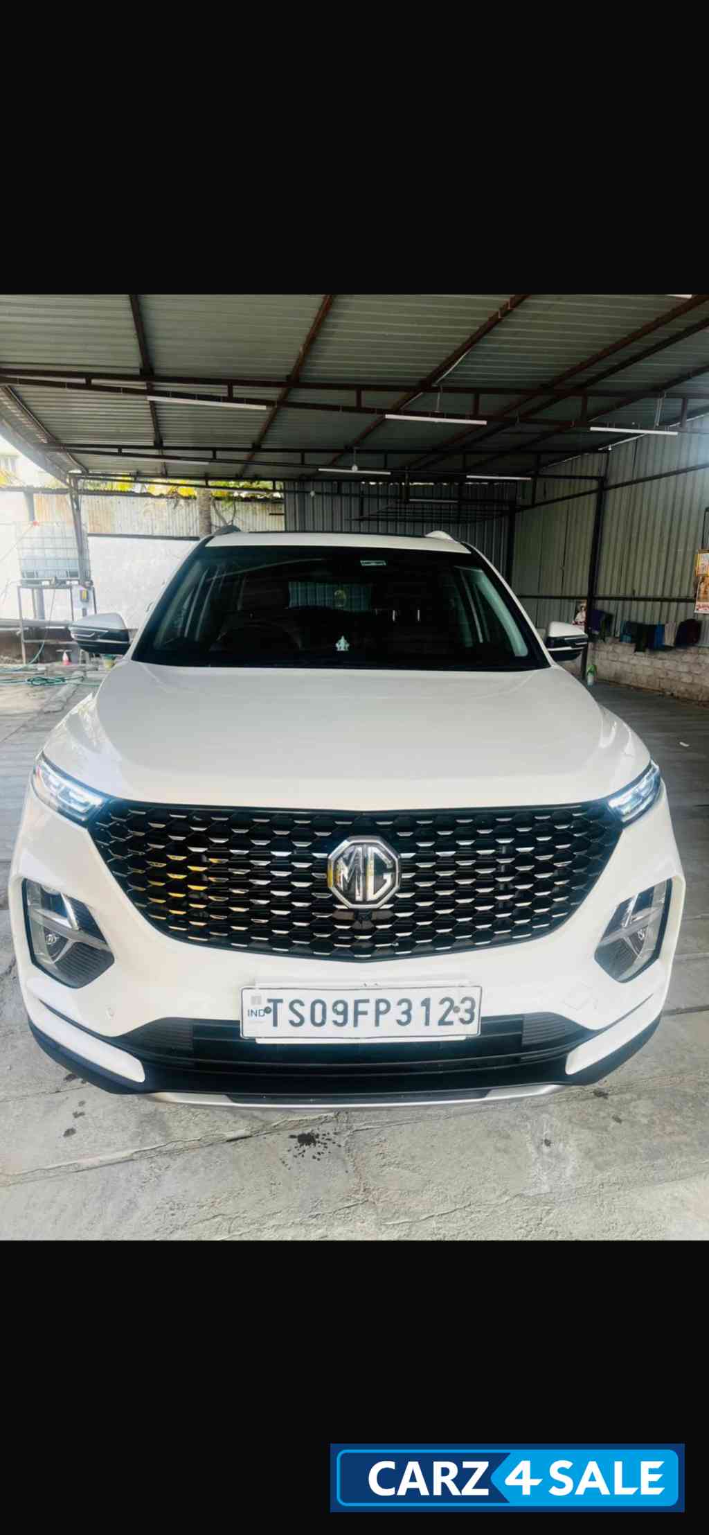 MG Hector Plus sharp2.0 Turbo