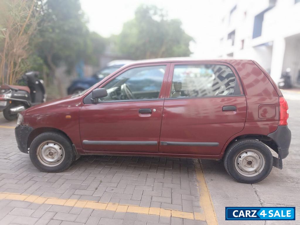 Wine Red Maruti Suzuki Alto LXi