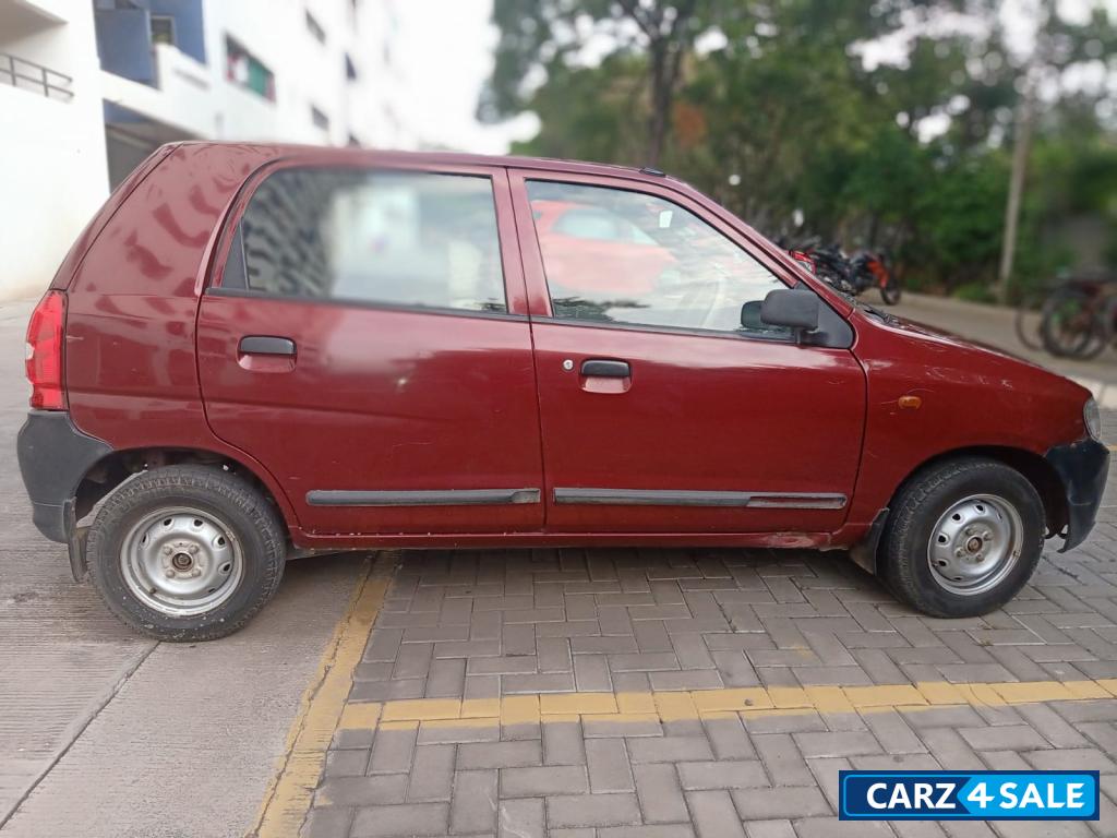 Wine Red Maruti Suzuki Alto LXi