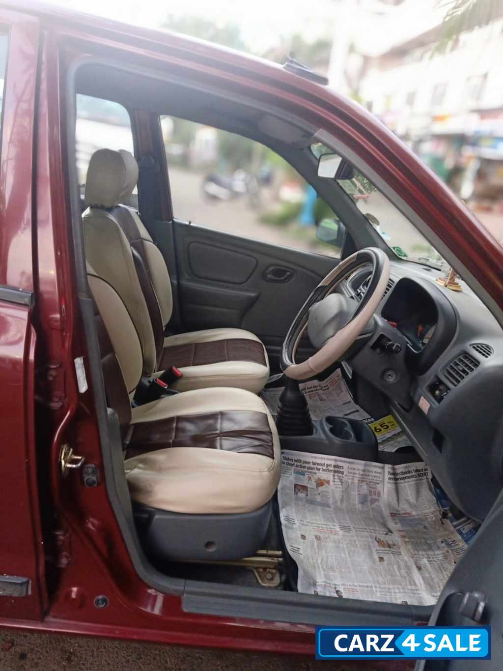 Wine Red Maruti Suzuki Alto LXi