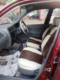 Wine Red Maruti Suzuki Alto LXi