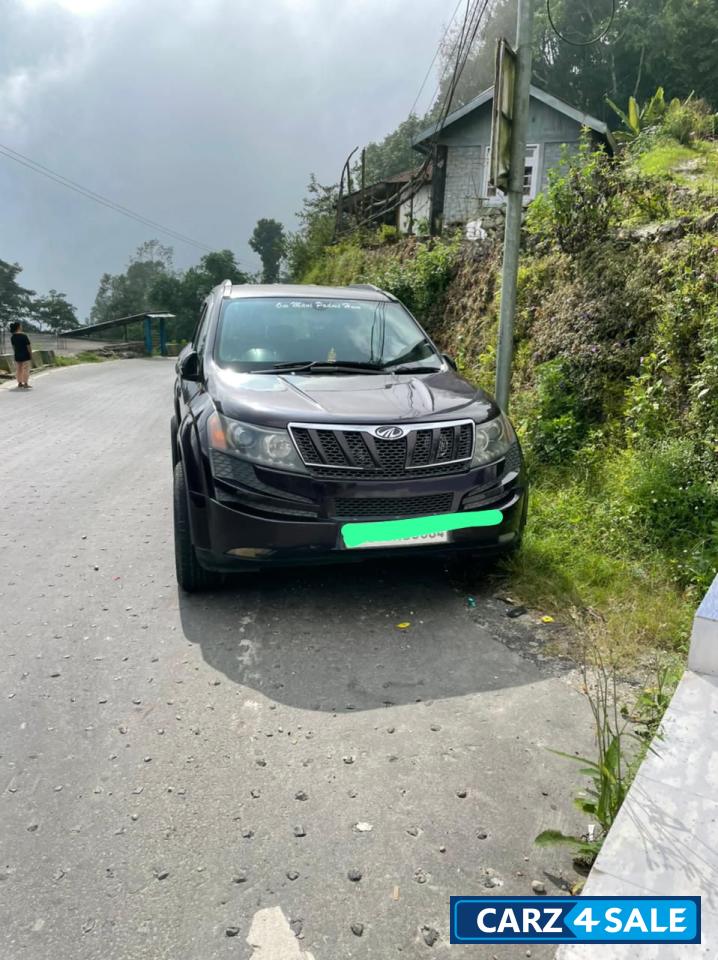 Mahindra XUV 500 W8 2WD