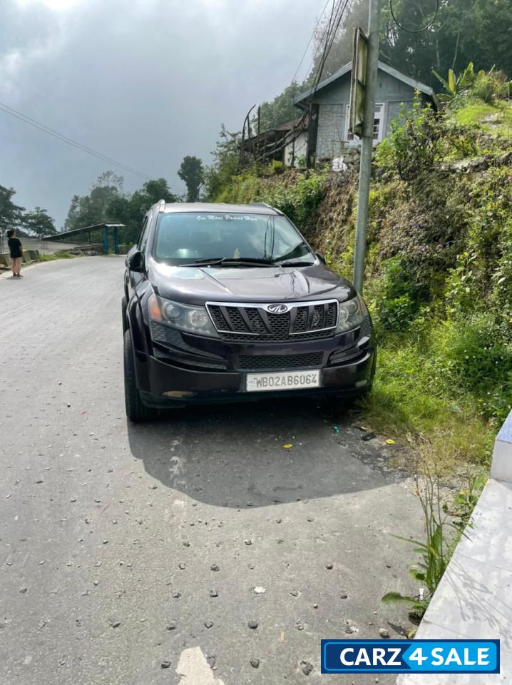 Mahindra XUV 500 W8 2WD