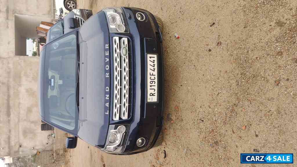 Blue Land Rover Freelander TD4 SE