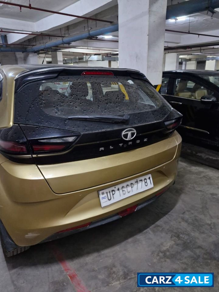 Tata Altroz Xz