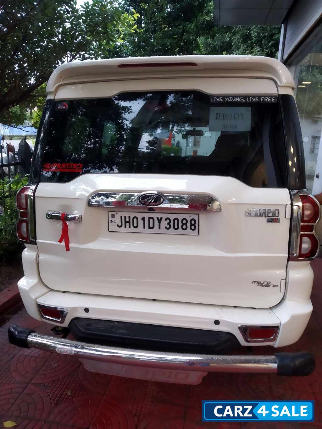 Mahindra Scorpio S5, Petrol, 9Str