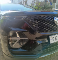 Black MG Hector Plus Sharp turbo cvt