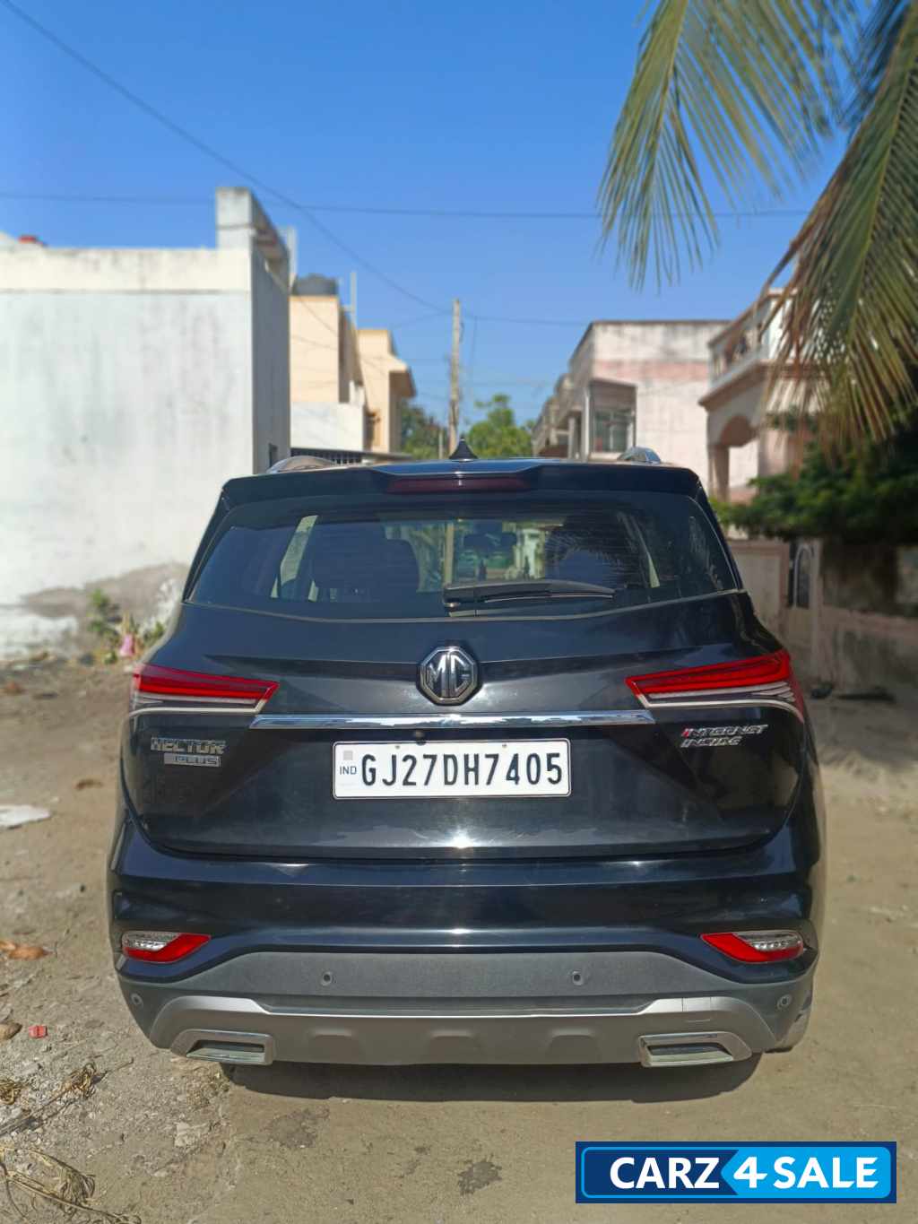 Black MG Hector Plus Sharp turbo cvt