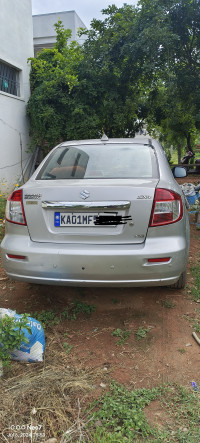 Silky Silver Maruti Suzuki SX4 Zxi AT