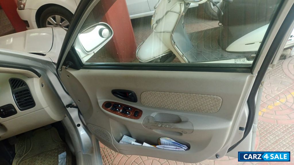 Silver Hyundai Accent Executive Petrol Silver Hyundai Accent Executive Petrol