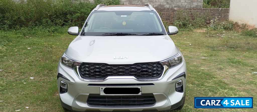 Silver Kia Sonet HTK+