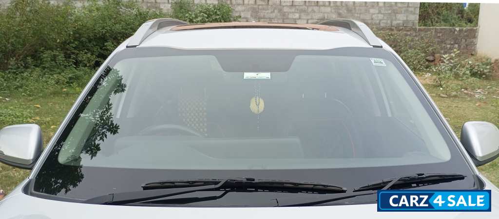 Silver Kia Sonet HTK+