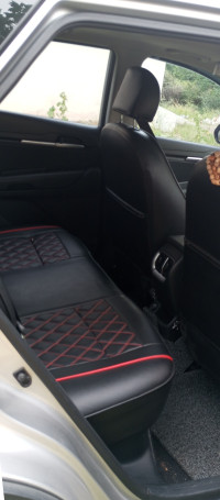 Silver Kia Sonet HTK+