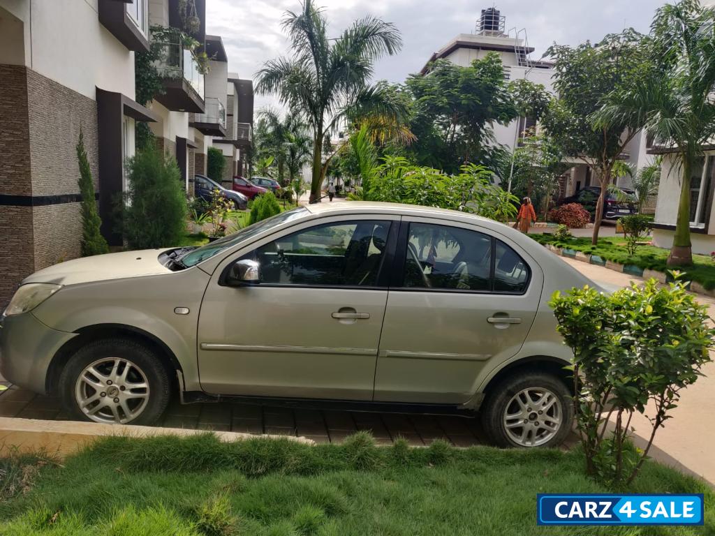 Ford Fiesta 1.6 SXI Ford Fiesta 1.6 SXI