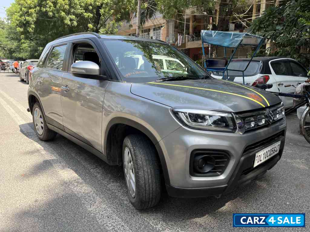 Grey Maruti Suzuki Vitara Brezza VXI