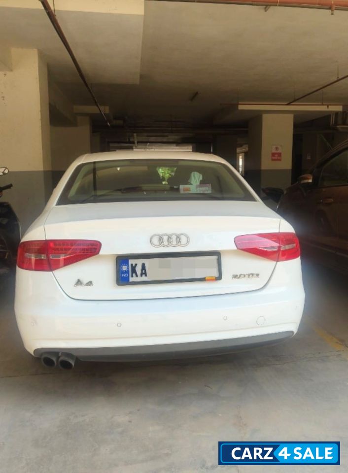 Ibis White Audi A4 2.0 TDI (177bhp) Technology Pack