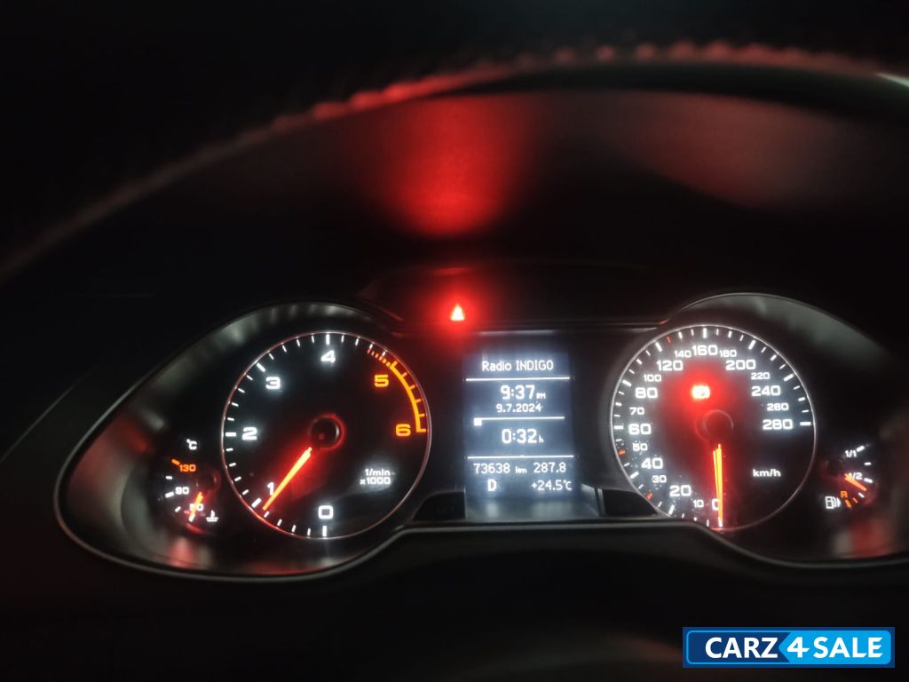 Ibis White Audi A4 2.0 TDI (177bhp) Technology Pack