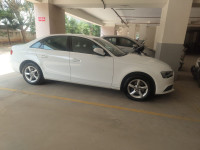 Ibis White Audi A4 2.0 TDI (177bhp) Technology Pack