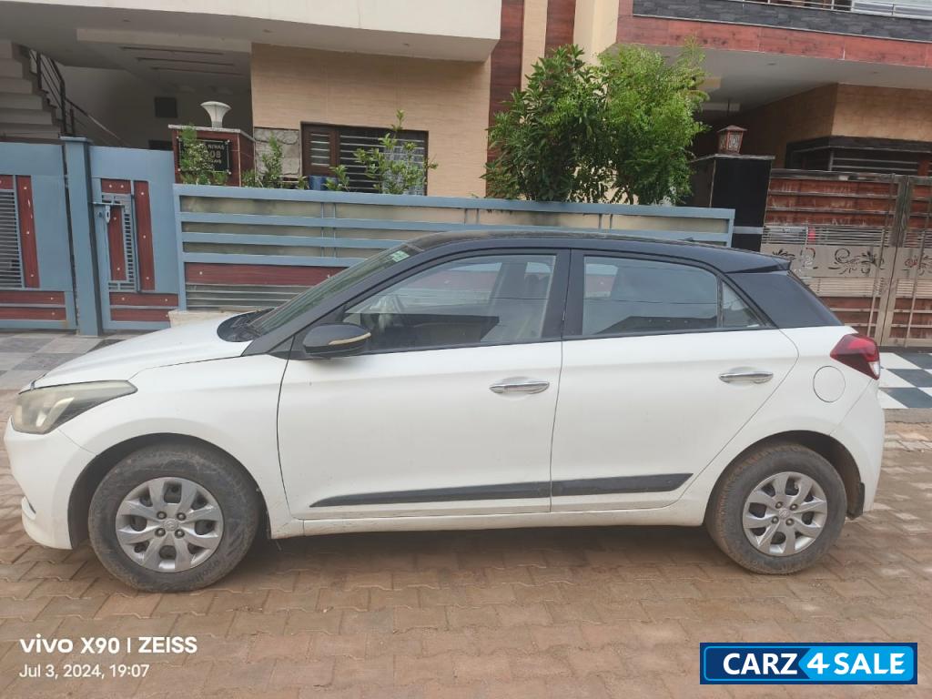 Hyundai Elite i20 1.4 O Sportz Hyundai Elite i20 1.4 O Sportz