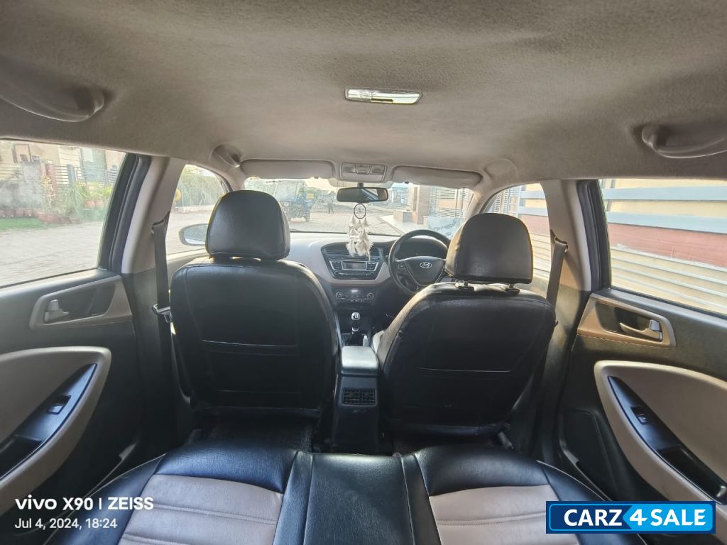 Hyundai Elite i20 1.4 O Sportz Hyundai Elite i20 1.4 O Sportz