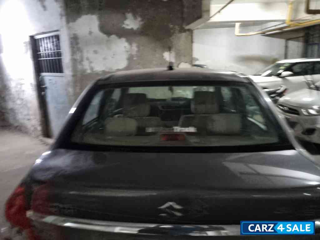 Maruti Suzuki Dzire VXi