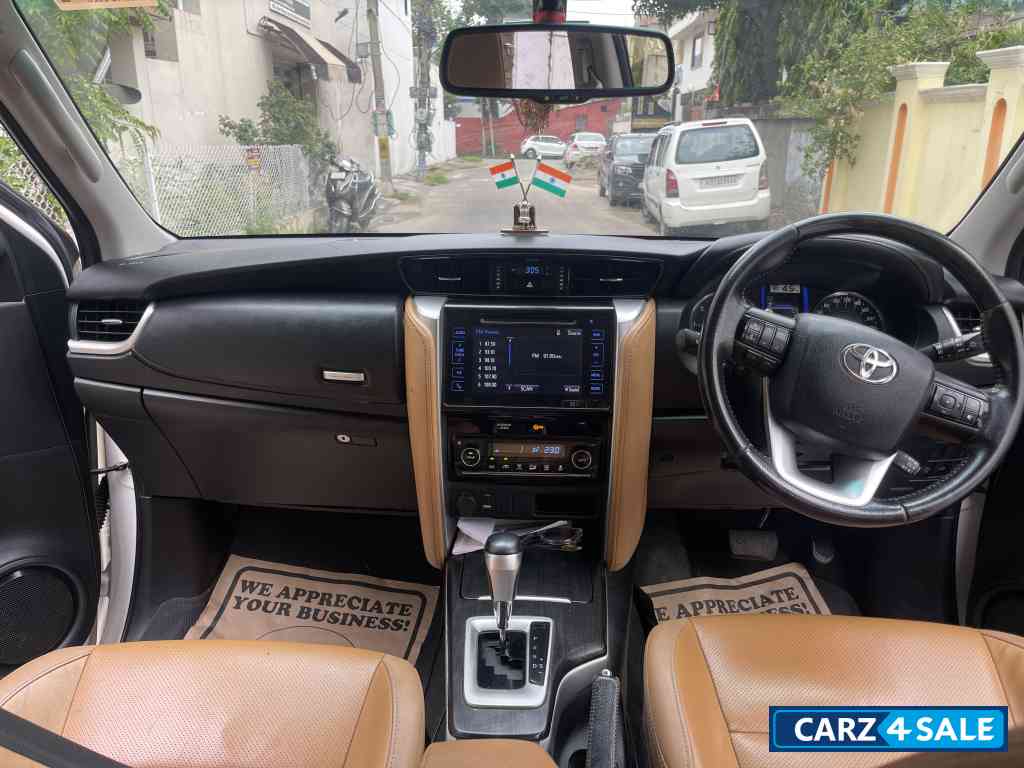 Toyota Fortuner 2.8 4x2 Desile