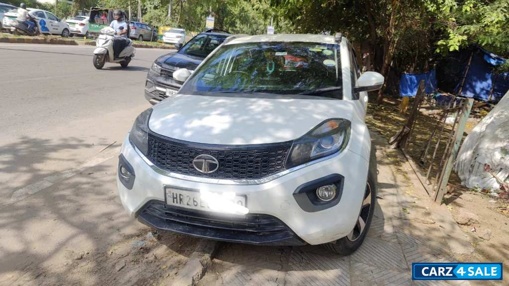 White Tata Nexon Xz plus diesel