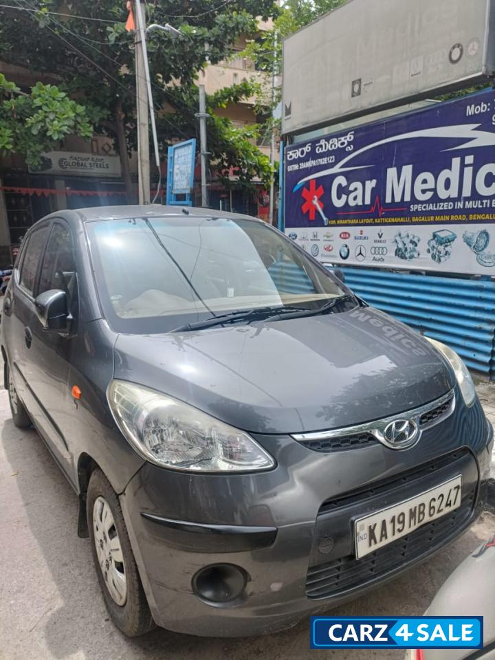 Grey Hyundai i10 Magna 1.2