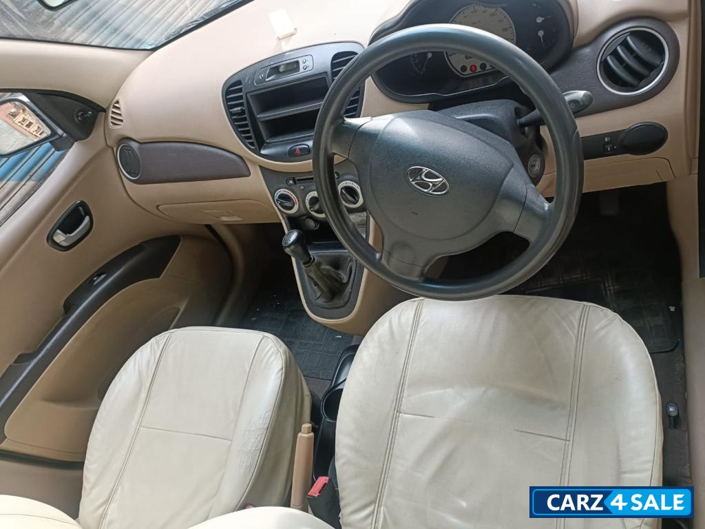 Grey Hyundai i10 Magna 1.2