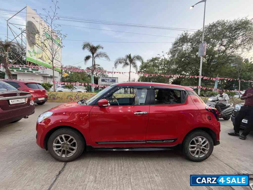 Red Maruti Suzuki Swift Zxi
