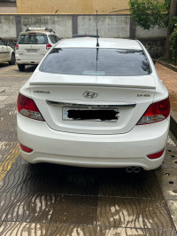 White Hyundai Verna 1.6 vtvt sx