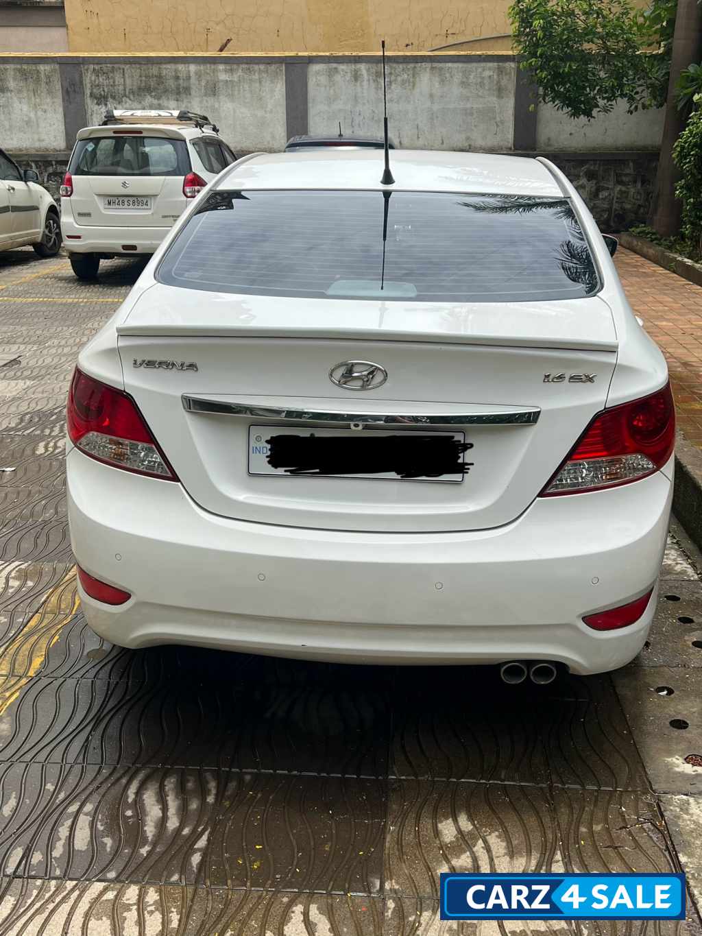 White Hyundai Verna 1.6 vtvt sx