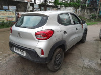 Moonlight Silver Renault Kwid RXL MT