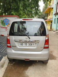Silver Maruti Suzuki Wagon R VXI