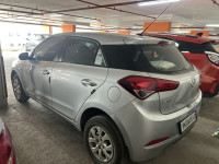 Silver Hyundai Elite i20 magna