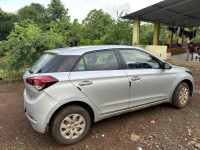 Silver Hyundai Elite i20 magna