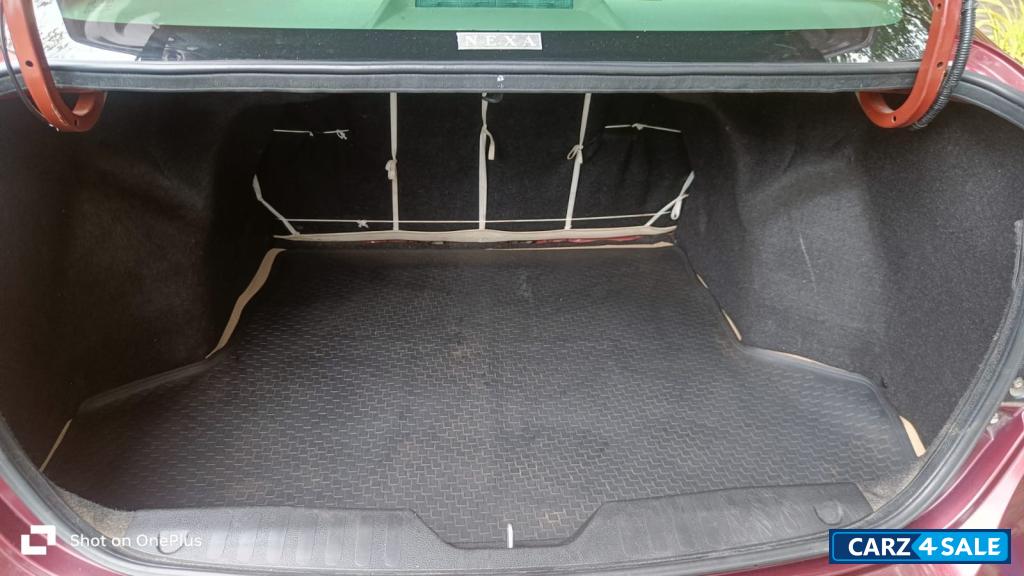 Maruti Suzuki Ciaz Sigma Hybrid Petrol Maruti Suzuki Ciaz Sigma Hybrid Petrol