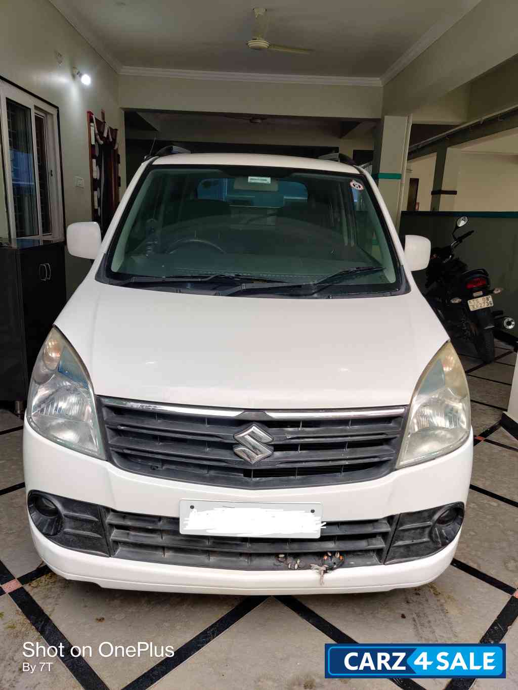 White Maruti Suzuki Wagon R VXI BS IV