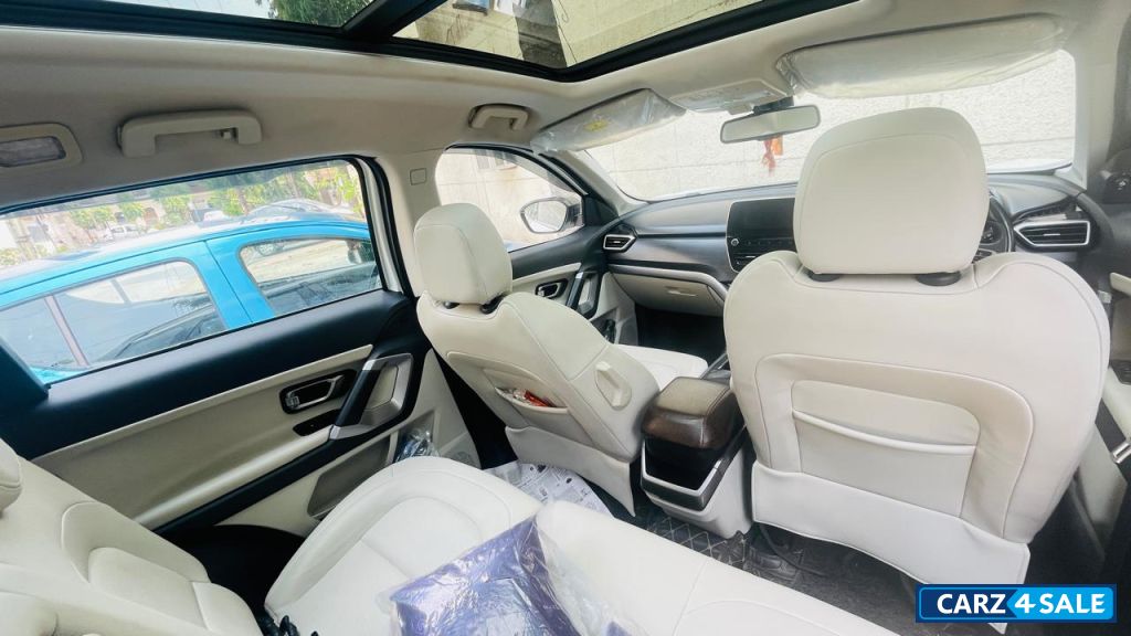 Tata Safari XZ Plus