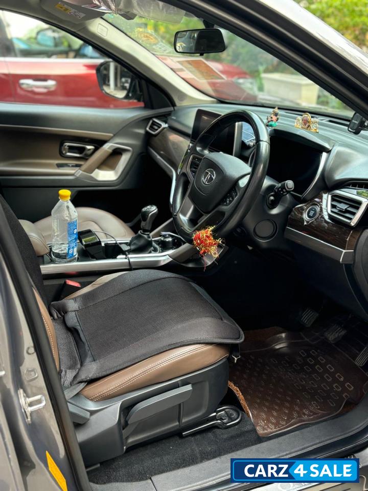 Tata Harrier zx