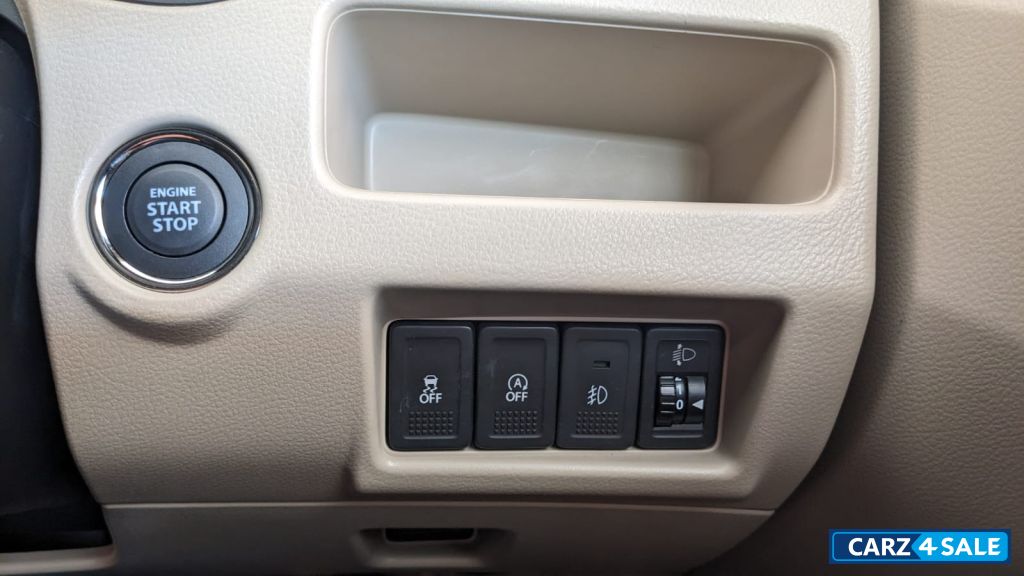 White Maruti Suzuki Ciaz Zeta AT White Maruti Suzuki Ciaz Zeta AT