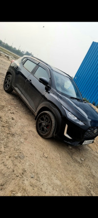 Black Nissan Magnite Kuro MT