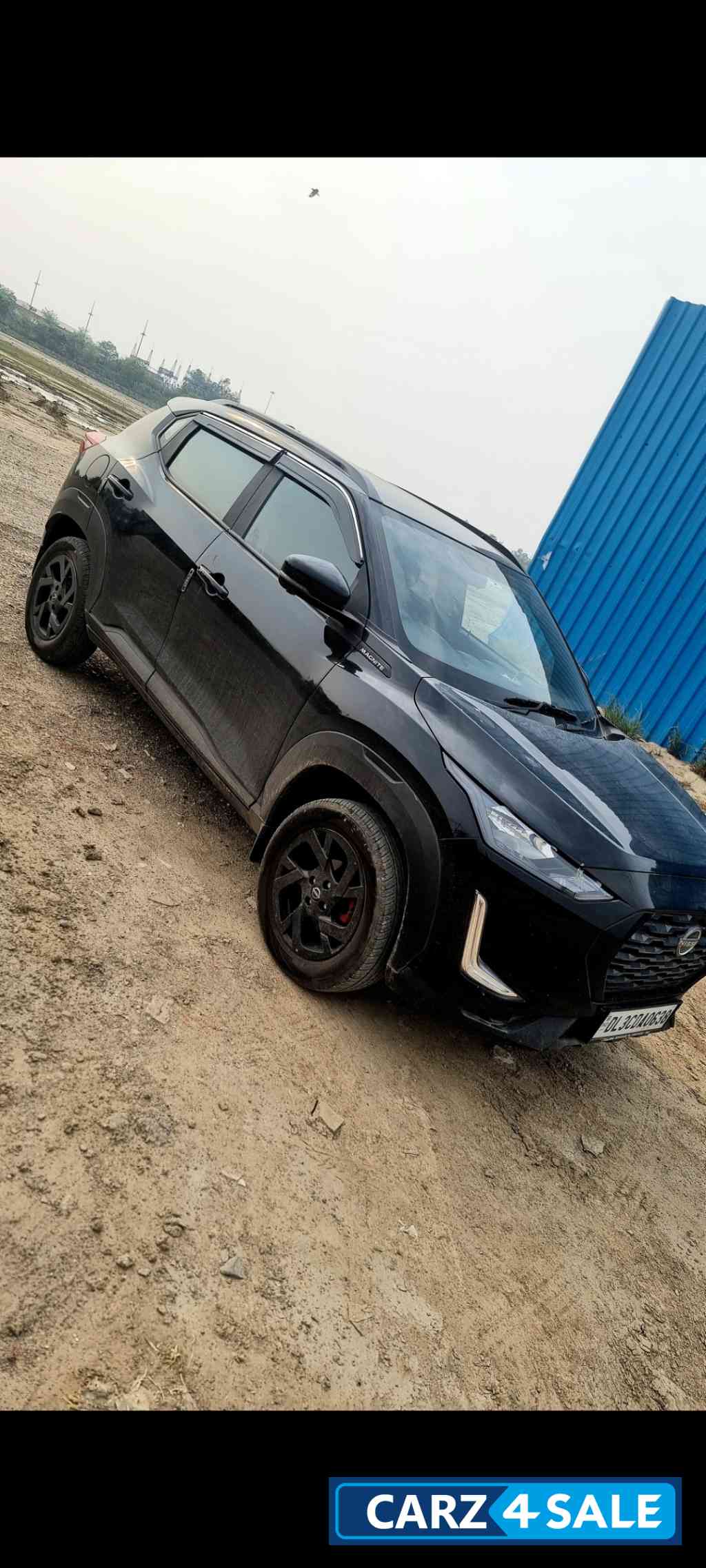 Black Nissan Magnite Kuro MT