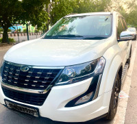 Mahindra XUV 500 W7