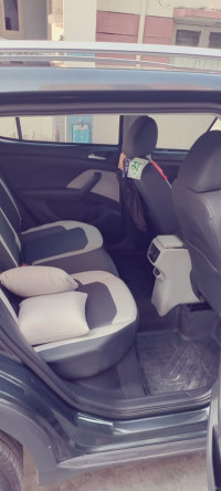 Volkswagen Taigun Topline 1ltr.tsi mt