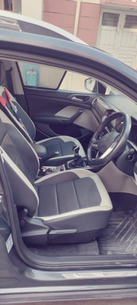 Volkswagen Taigun Topline 1ltr.tsi mt