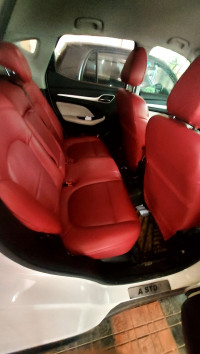 White MG Astor Super Ex 1.5