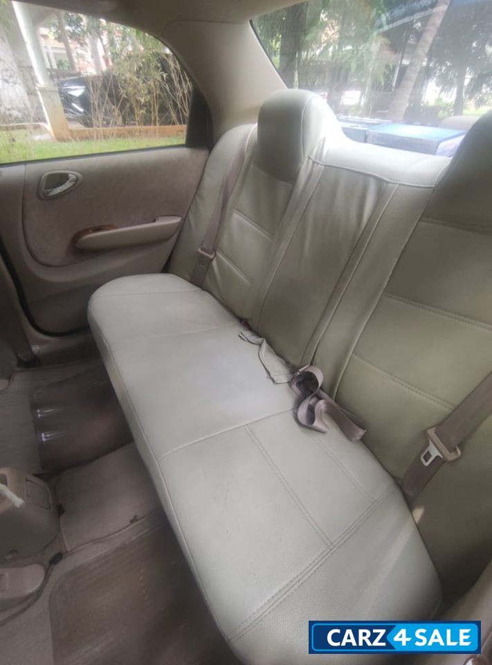Beige Honda City GXI