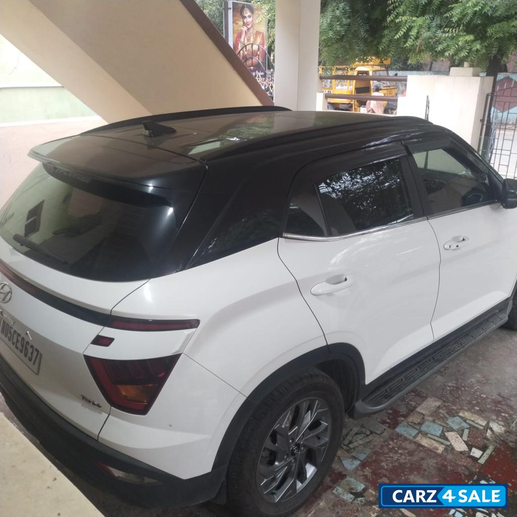 Black & White Hyundai Creta SX (O) 1.4 Turbo 7 DCT 2022