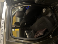 Military Green Renault Duster 85 PS Sandstorm Edition